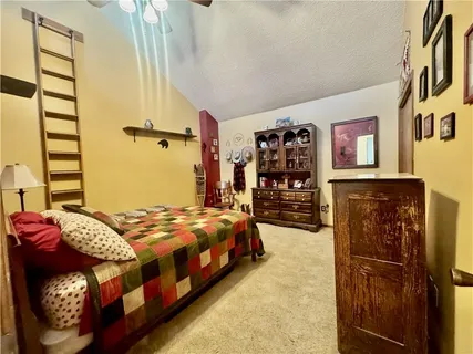 $585,000 | 17274 Kansas Avenue, Basehor, KS 66007