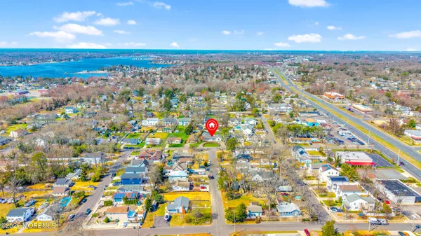 $769,000 | 203 Gilford Avenue, Island Heights, NJ 08732