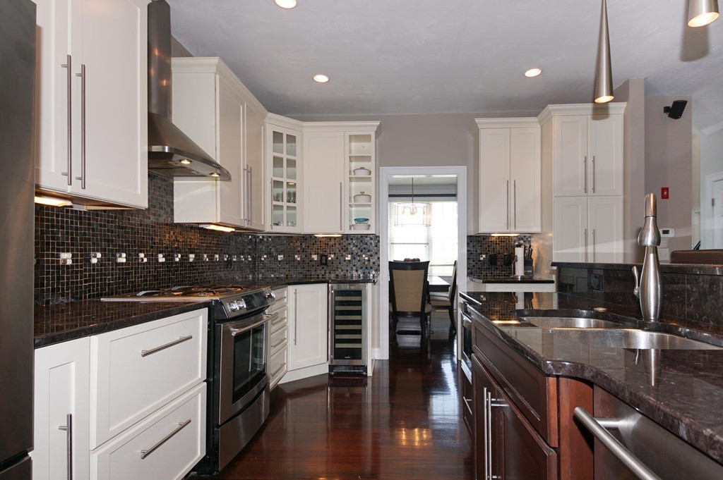 43 Rustic Drive Worcester, MA 01609 - Photo 2 of 29 Gallery Image 2