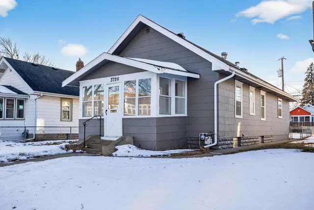 $324,900 | 3720 43rd Avenue South, Minneapolis, MN 55406