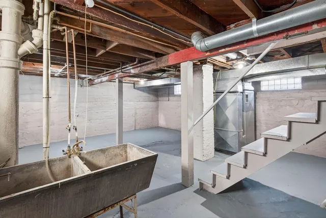 $324,900 | 3720 43rd Avenue South, Minneapolis, MN 55406