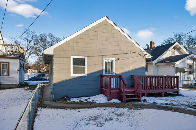$324,900 | 3720 43rd Avenue South, Minneapolis, MN 55406