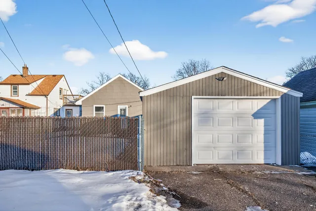 $324,900 | 3720 43rd Avenue South, Minneapolis, MN 55406