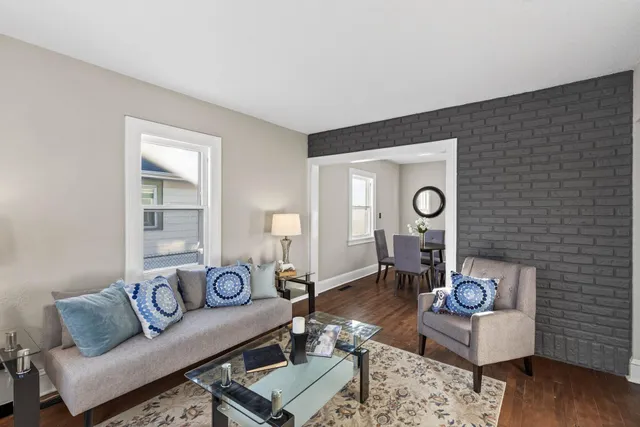 $324,900 | 3720 43rd Avenue South, Minneapolis, MN 55406