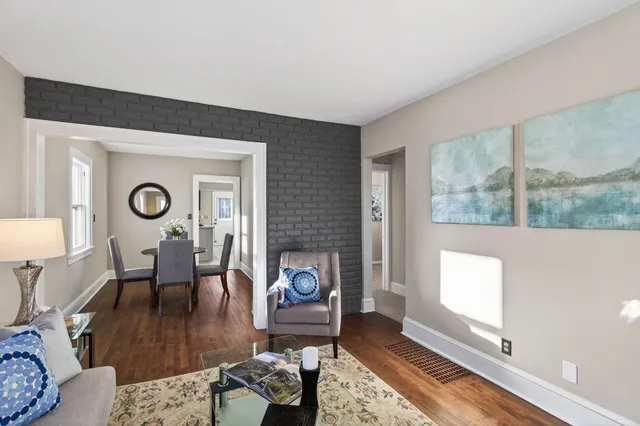 $324,900 | 3720 43rd Avenue South, Minneapolis, MN 55406