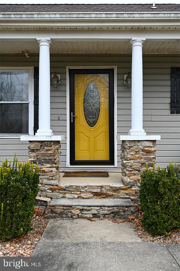 368 Almond Road Pittsgrove, NJ 08318 - Photo 3 of 40 a front view of a house with a window