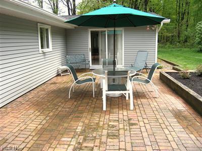 7875 Chagrin Road Chagrin Falls, OH 44023 - Photo 15 of 19 Patio