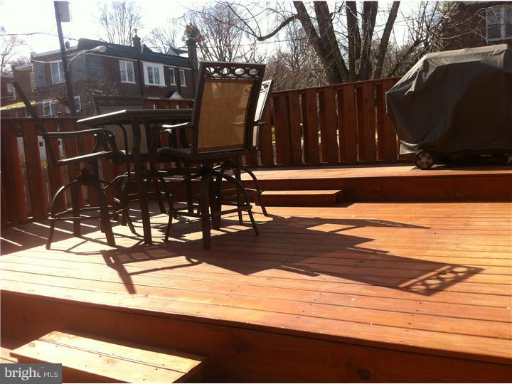 1001 East Rittenhouse Street Philadelphia, PA 19138 - Photo 11 of 20 Deck