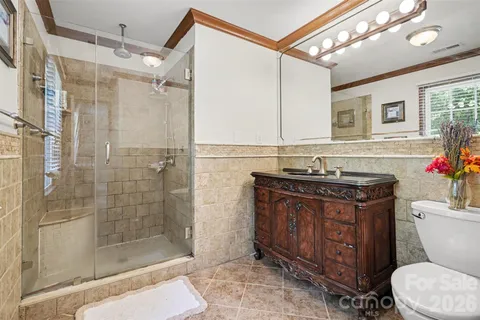$800,000 | 5812 Camelot Drive, Charlotte, NC 28270