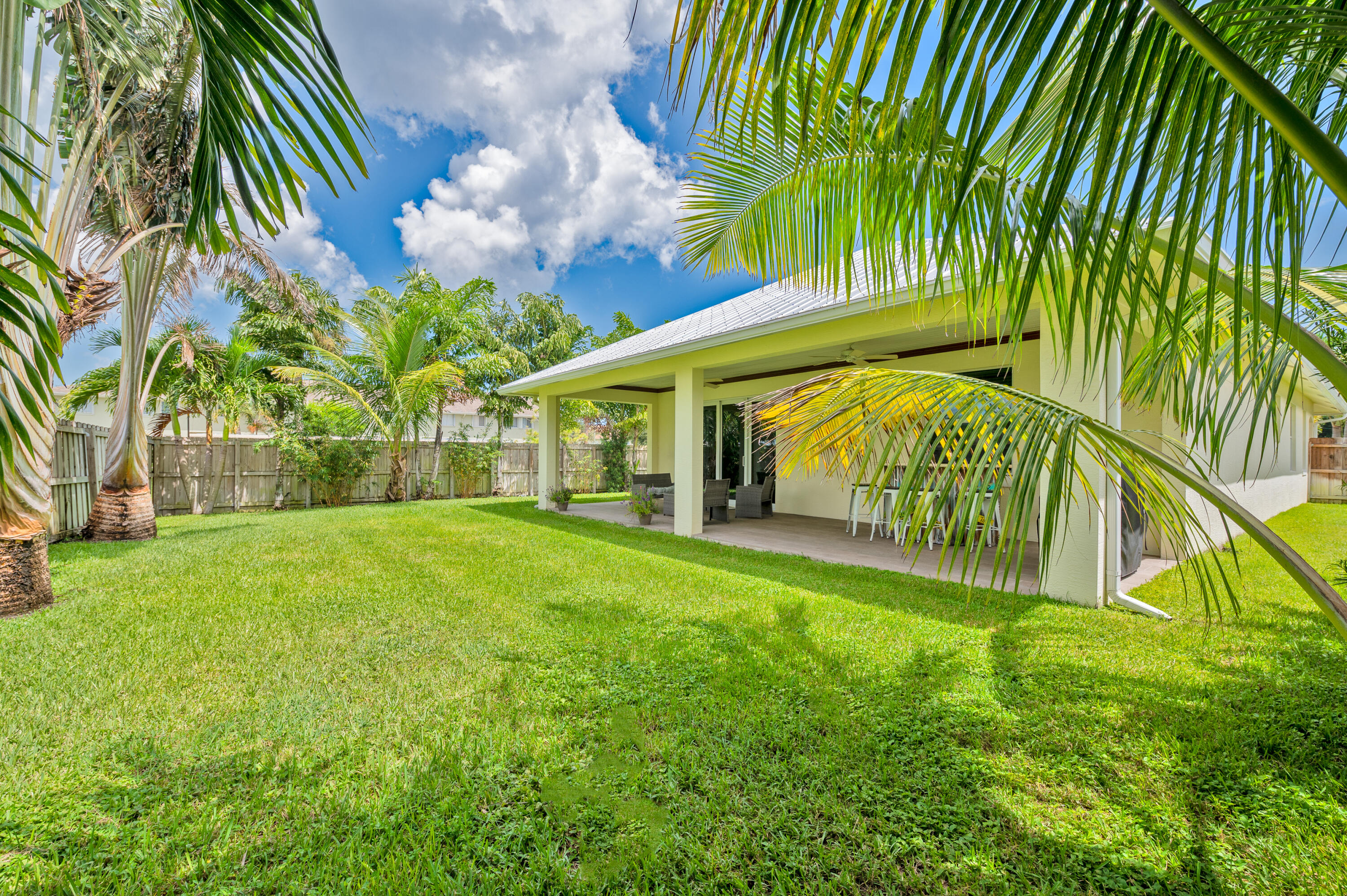 17707 Cinquez Park Road East Jupiter, FL 33458 - Photo 20 of 29 ROOM FOR POOL