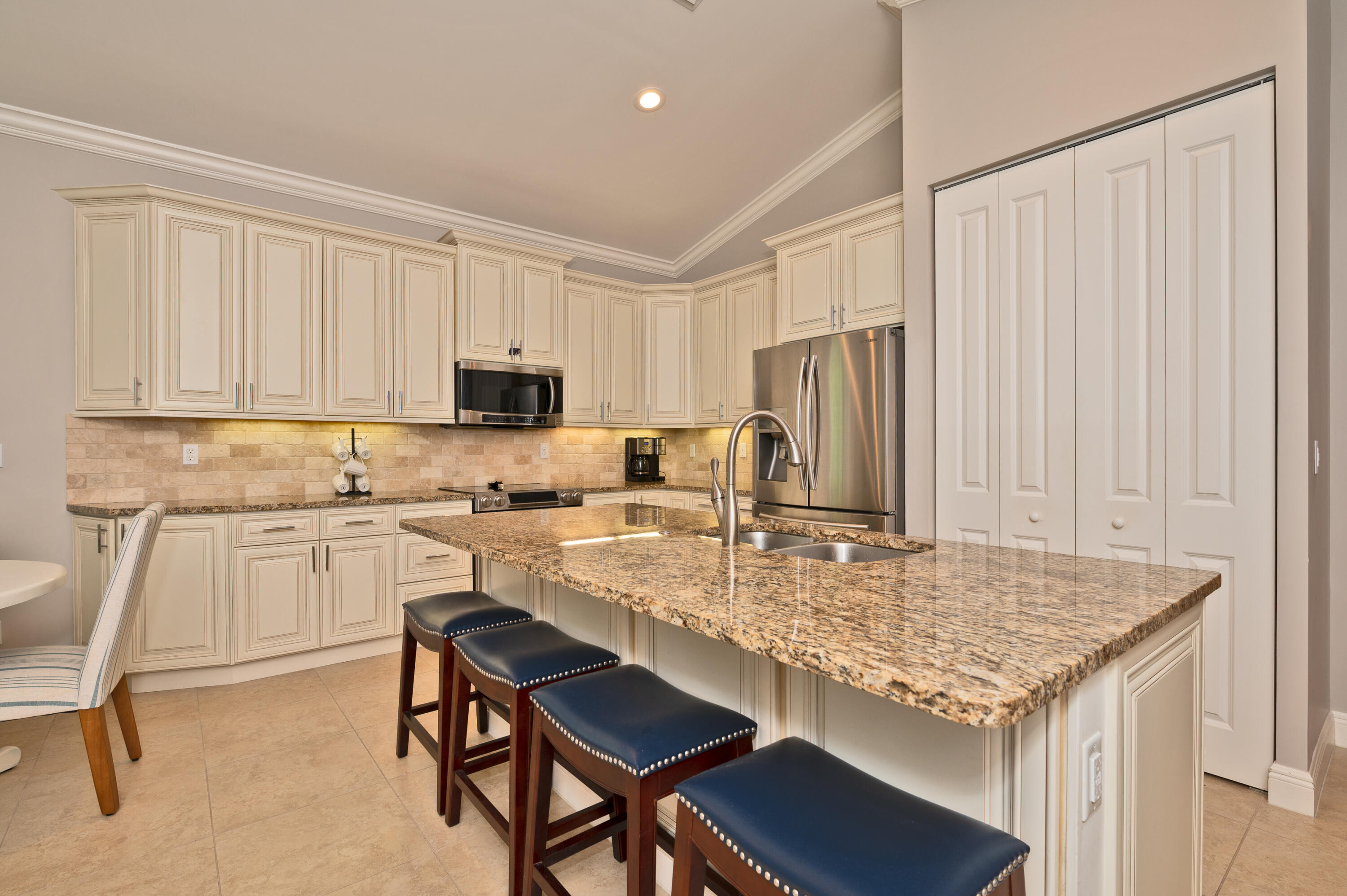 17707 Cinquez Park Road East Jupiter, FL 33458 - Photo 6 of 29 14