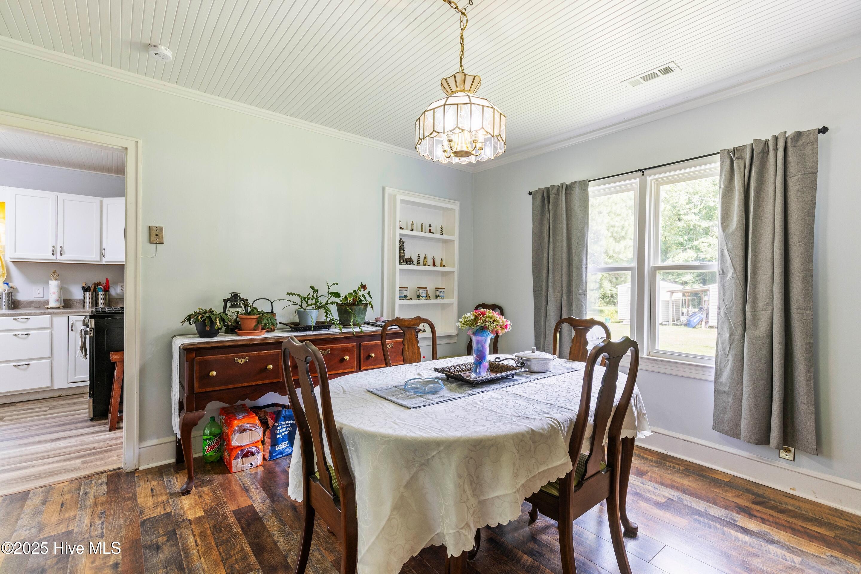 617 Merritt Road Chadbourn, NC 28431 - Photo 20 of 52 Dining room 3