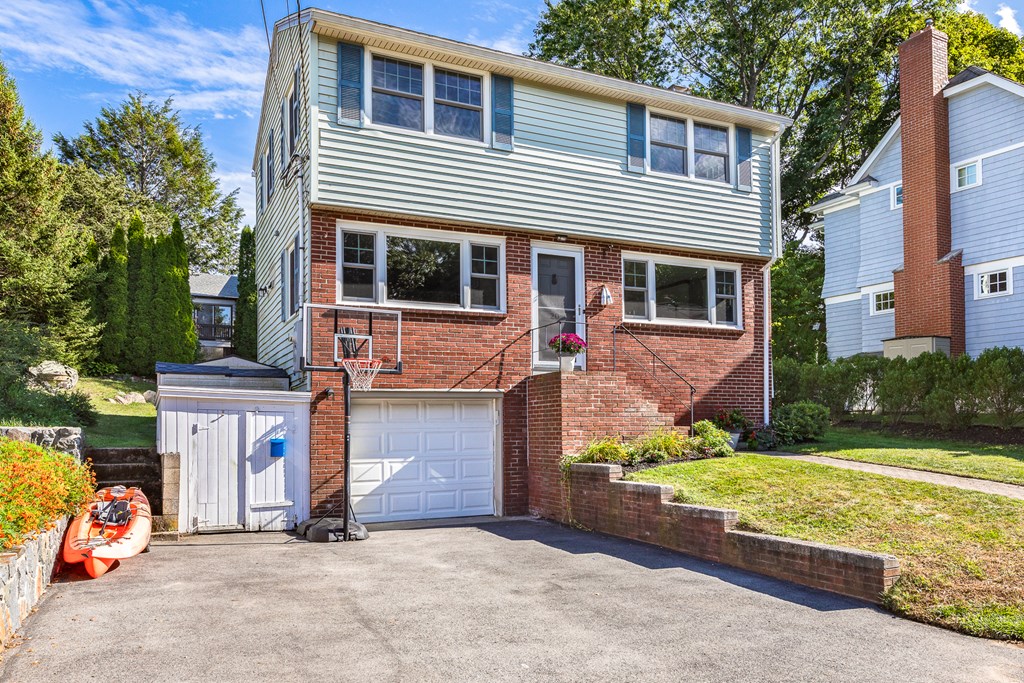 20 Willow Road Marblehead, MA 01945 - Photo 1 of 37