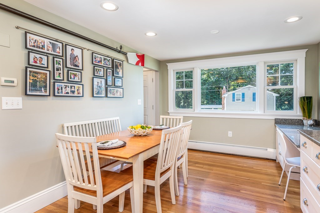 20 Willow Road Marblehead, MA 01945 - Photo 11 of 37