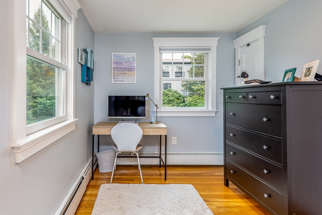 20 Willow Road Marblehead, MA 01945 - Photo 18 of 37