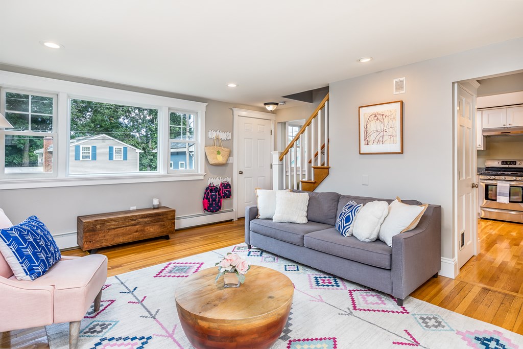20 Willow Road Marblehead, MA 01945 - Photo 5 of 37