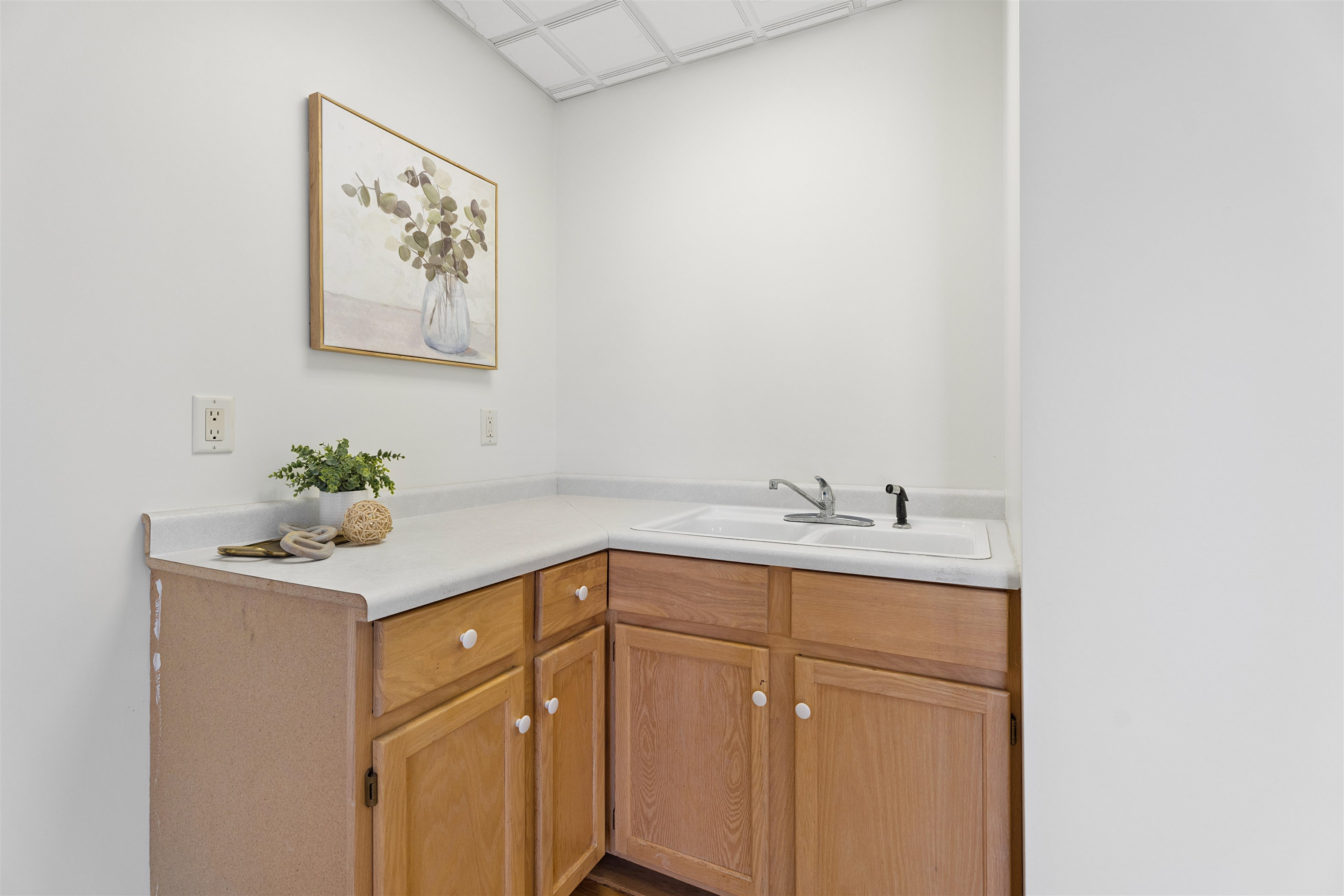 5181 Edgewater Beach Road Green Bay, WI 54311 - Photo 43 of 56