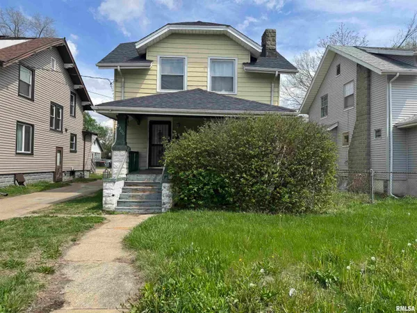 $34,900 | 2206 North Wisconsin Avenue, Peoria, IL 61603