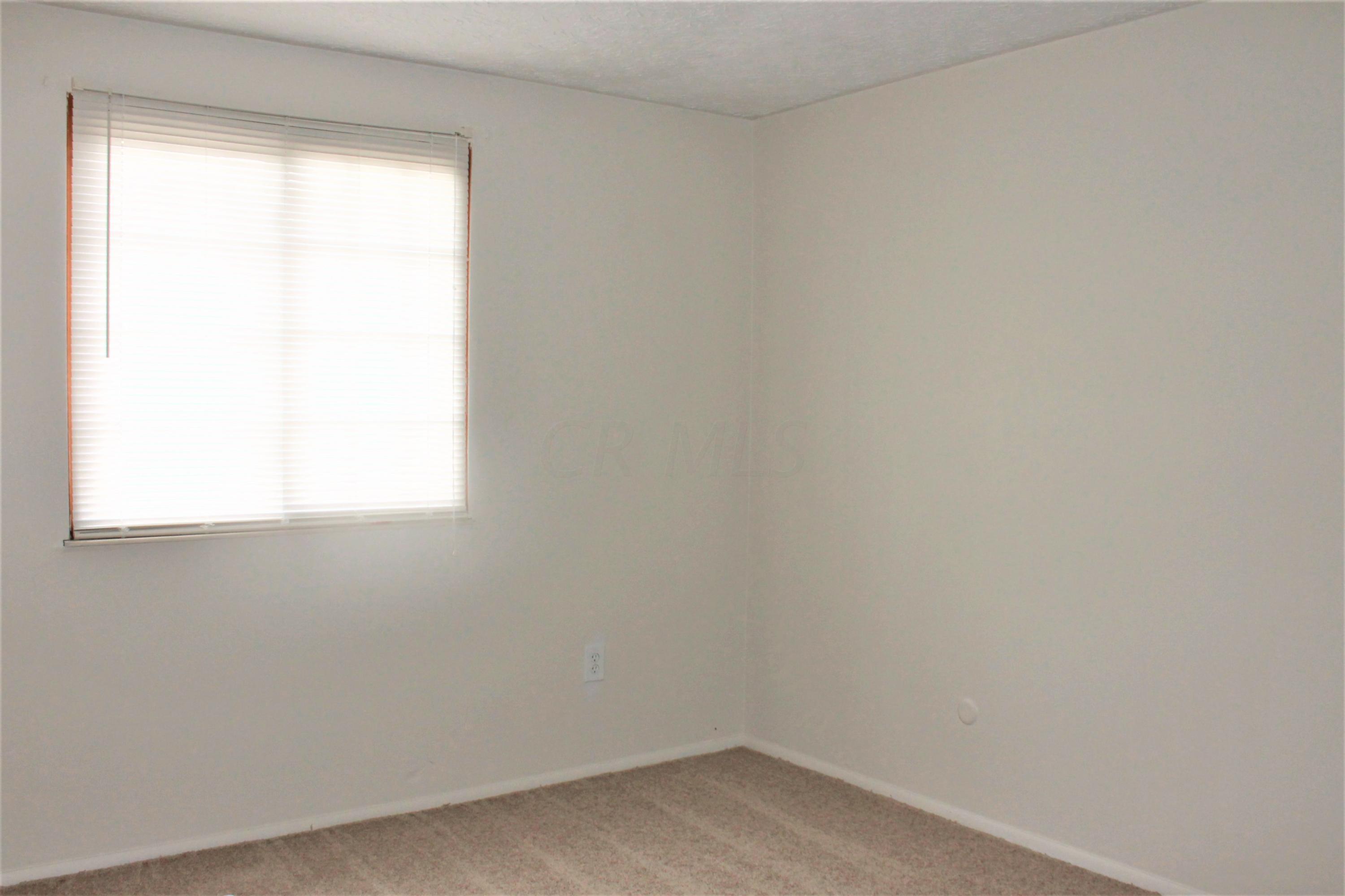 812 North Stygler Road Columbus, OH 43230 - Photo 8 of 19