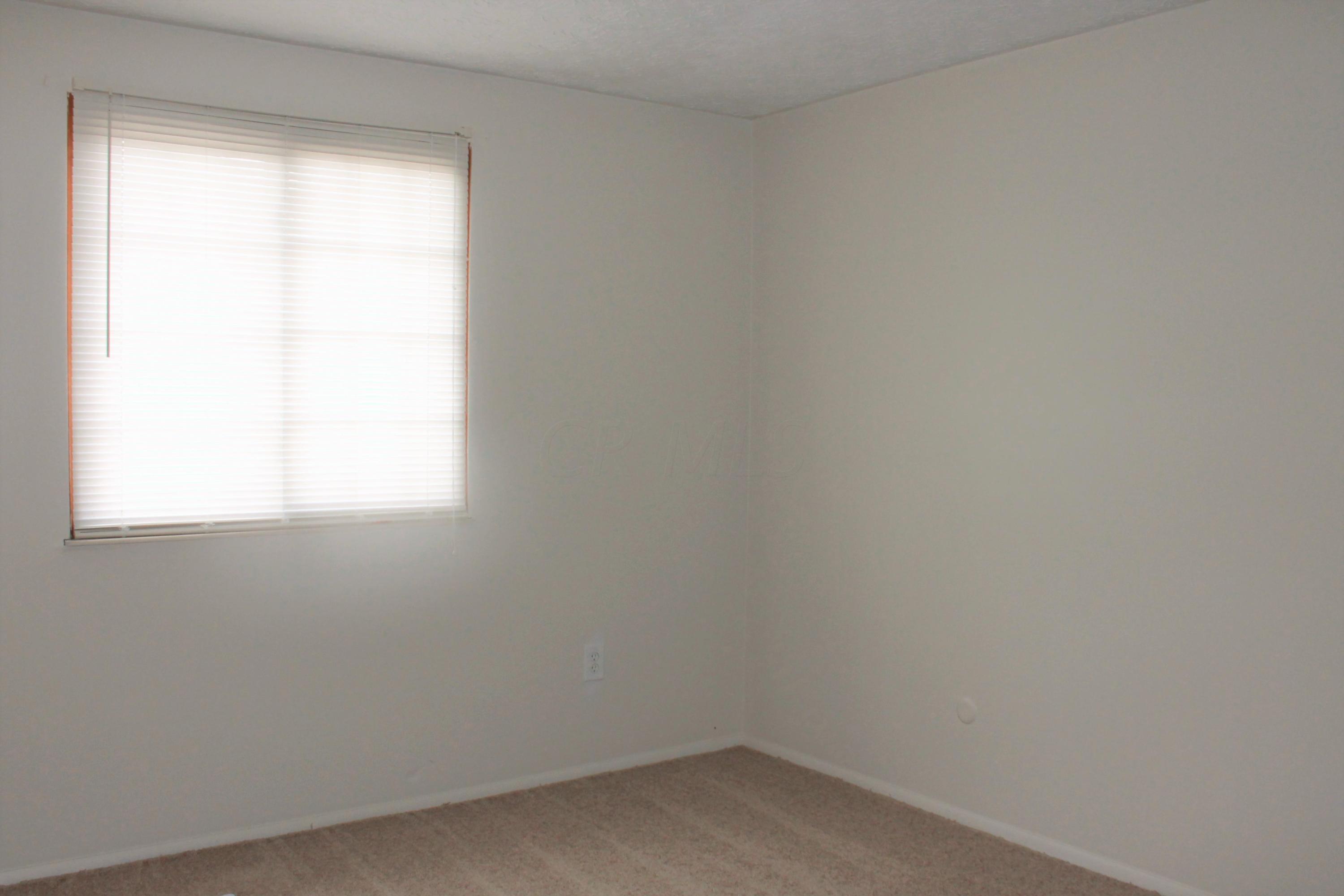 812 North Stygler Road Columbus, OH 43230 - Photo 9 of 19