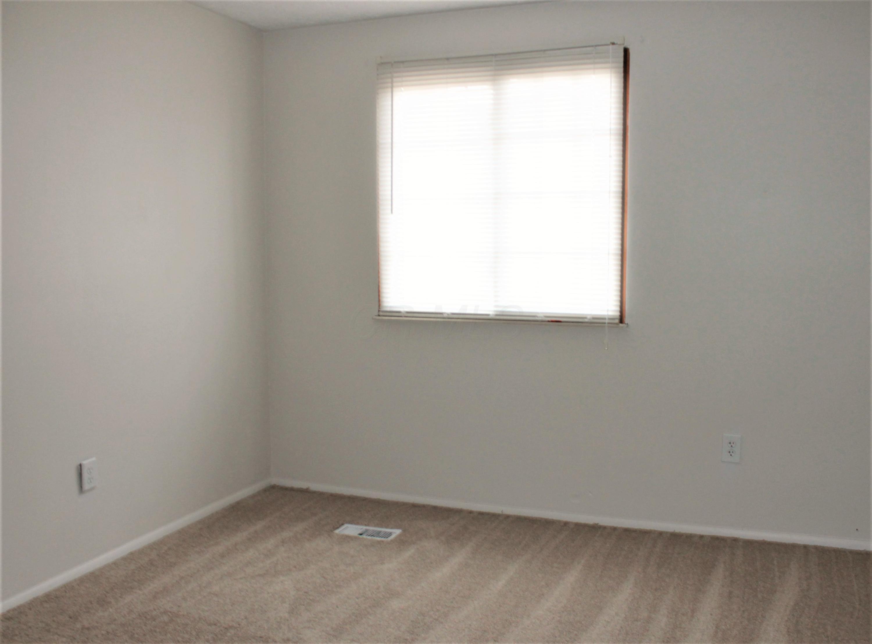 812 North Stygler Road Columbus, OH 43230 - Photo 10 of 19
