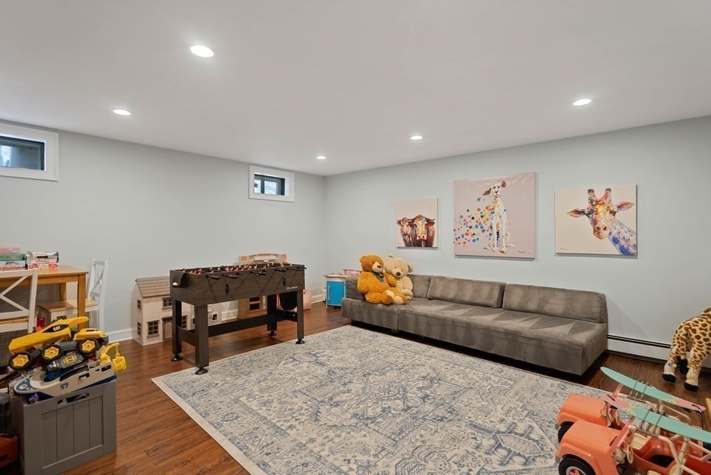 4 Heritage Road Hingham, MA 02043 - Photo 17 of 23 Gallery Image 17