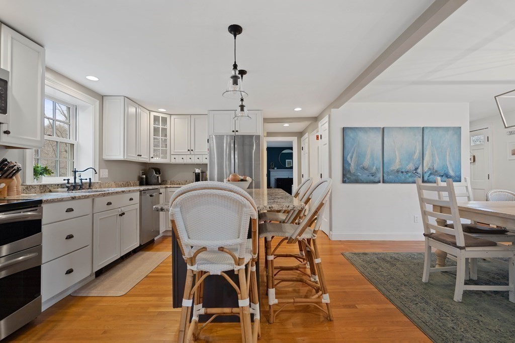 4 Heritage Road Hingham, MA 02043 - Photo 5 of 23 Gallery Image 5