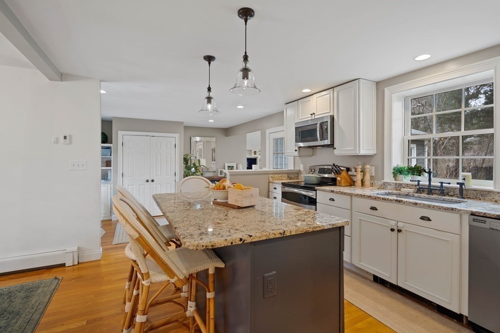 4 Heritage Road Hingham, MA 02043 - Photo 6 of 23 Gallery Image 6