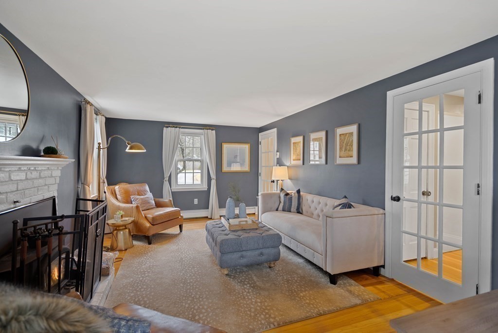 4 Heritage Road Hingham, MA 02043 - Photo 8 of 23 Gallery Image 8