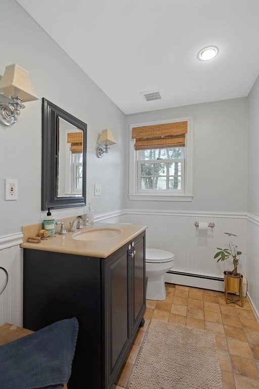 4 Heritage Road Hingham, MA 02043 - Photo 9 of 23 Gallery Image 9