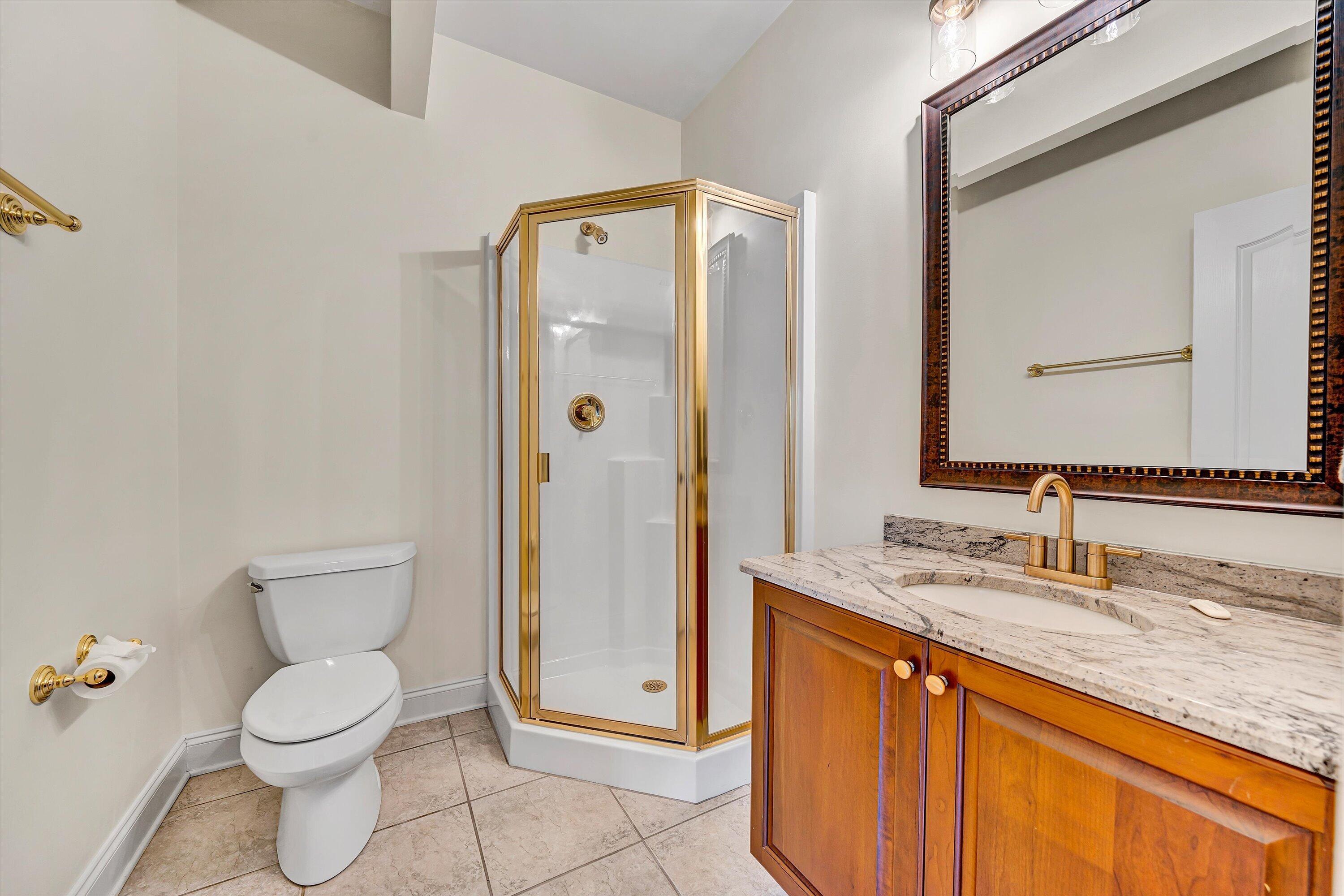 3129 Hidden Oak Road Southwest Roanoke, VA 24018 - Photo 38 of 50 Ensuite Bathroom