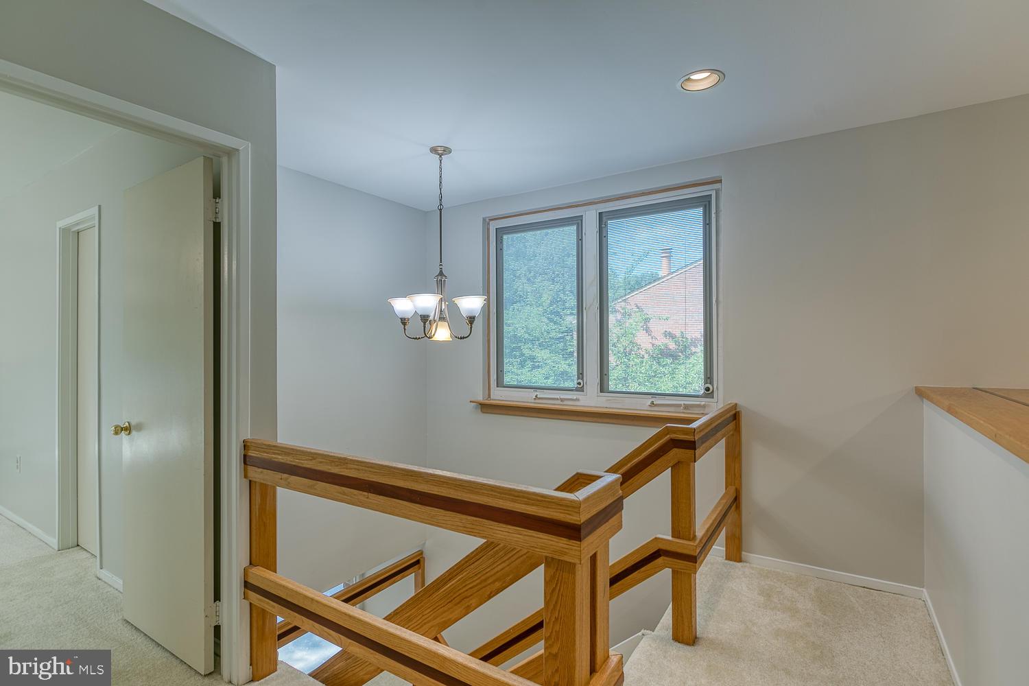 11510 Sunder Court Reston, VA 20190 - Photo 25 of 50 Sunny upper level with 2 bedrooms and sitting room