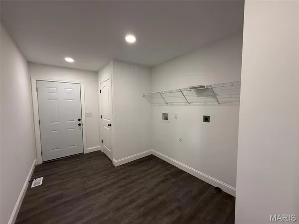 $449,000 | 1004 Brianna Court, Jerseyville, IL 62052