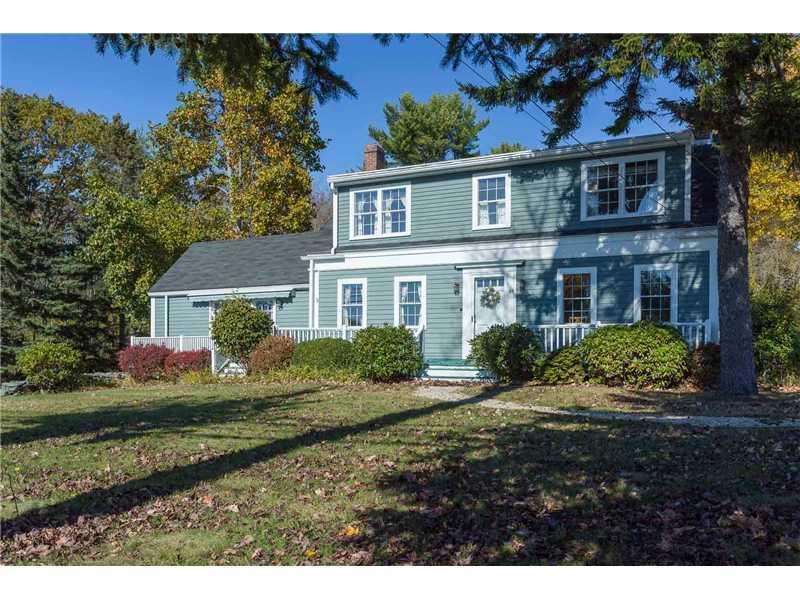 Exterior Front. Fabulous Cape
