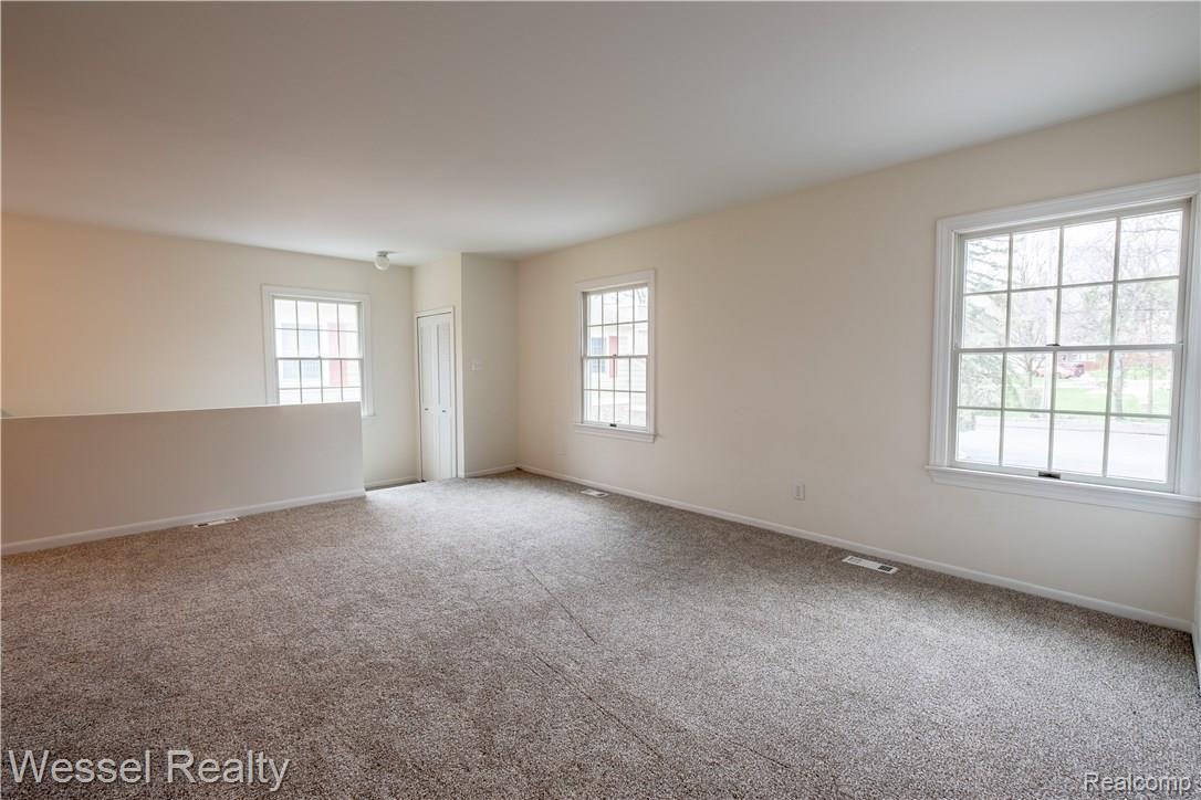 340 Minot Street, Unit 8 Romeo, MI 48065 - Photo 12 of 25 minot-011.jpg