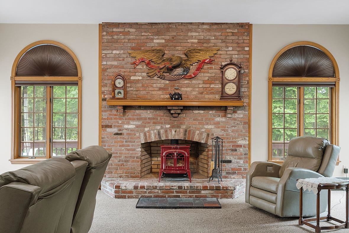 110 Westfall Road Pelham, NH 03076 - Photo 3 of 40 Gallery Image 3