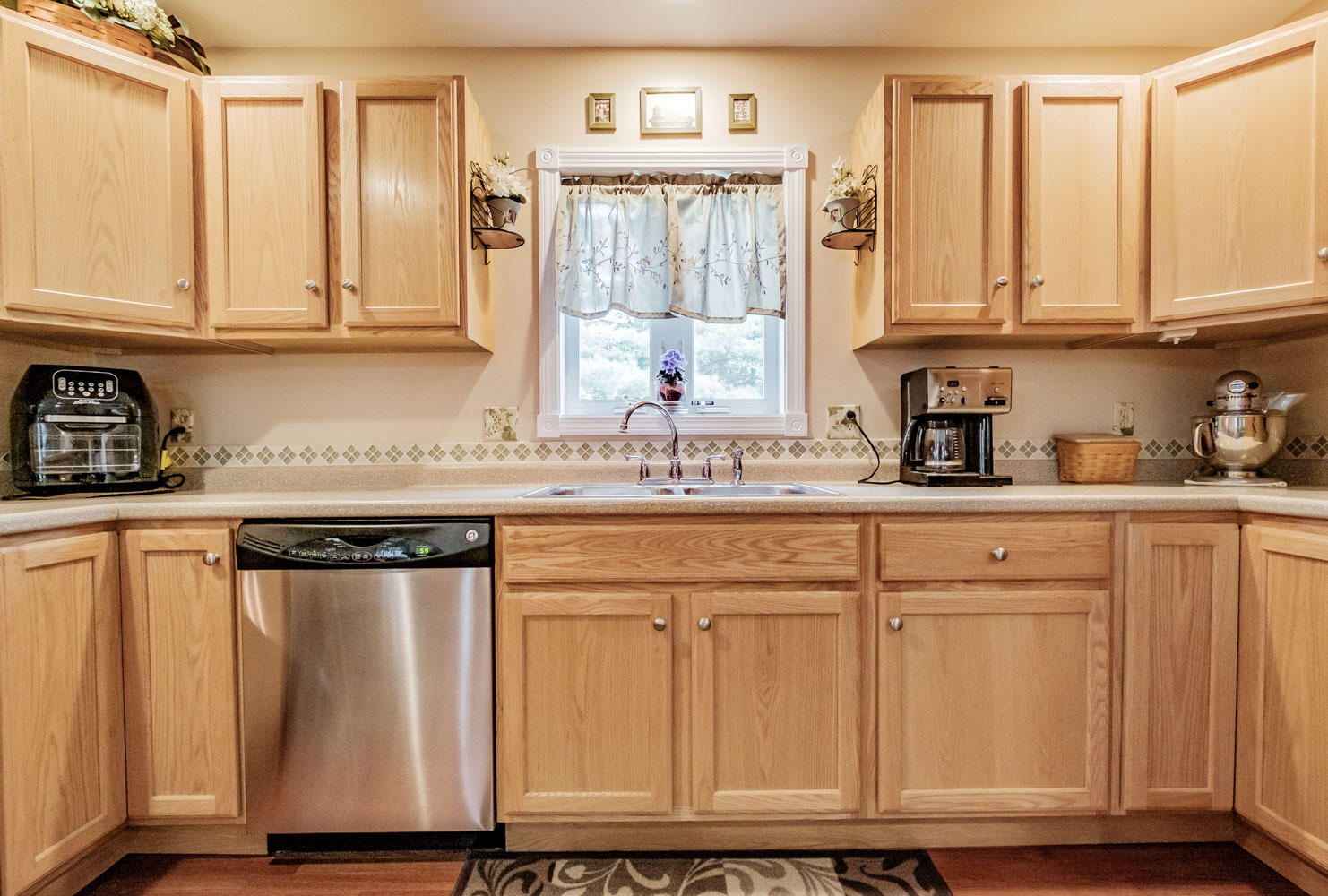 450 Saco Street, Unit 4 Westbrook, ME 04092 - Photo 17 of 61 20190619gp-62018