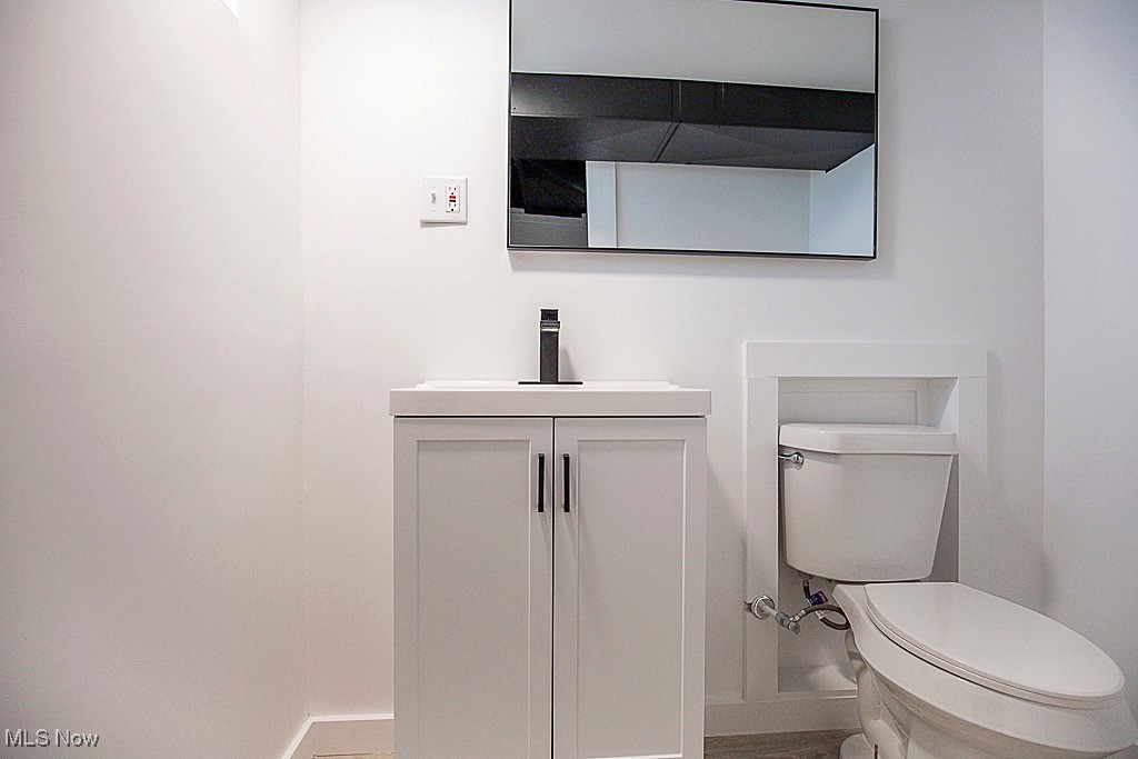 4441 Anderson Road Cleveland, OH 44121 - Photo 26 of 35 Basement Bathroom