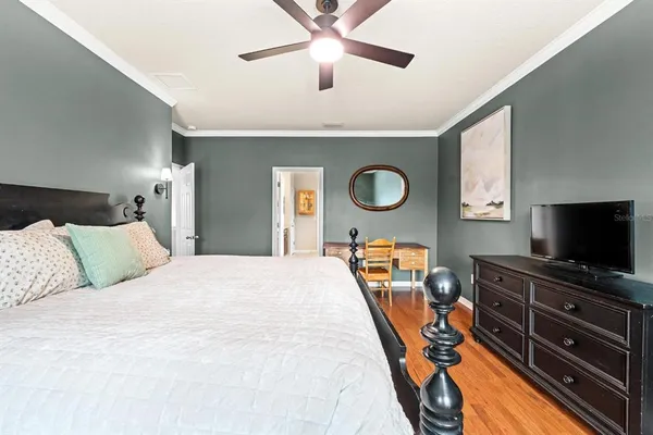 $549,900 | 15906 Starling Crossing Drive, Lithia, FL 33547