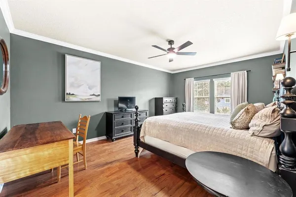 $549,900 | 15906 Starling Crossing Drive, Lithia, FL 33547