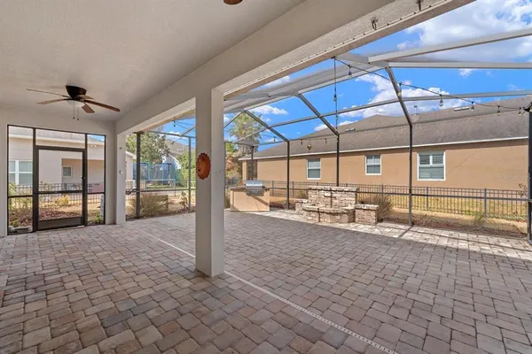 $549,900 | 15906 Starling Crossing Drive, Lithia, FL 33547