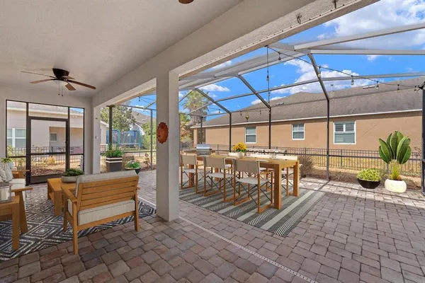 $549,900 | 15906 Starling Crossing Drive, Lithia, FL 33547