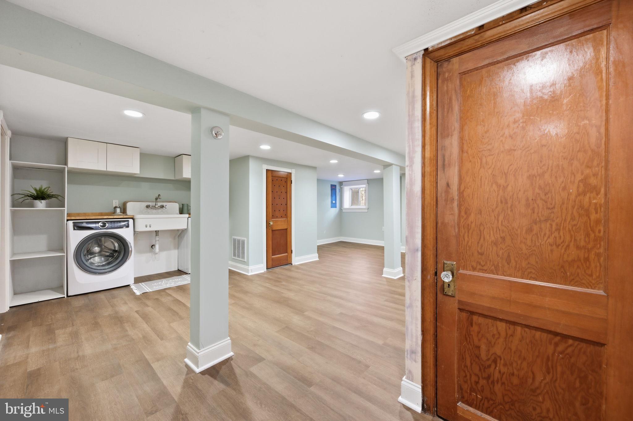 443 Kenyon Street Northwest Washington, DC 20010 - Photo 23 of 27