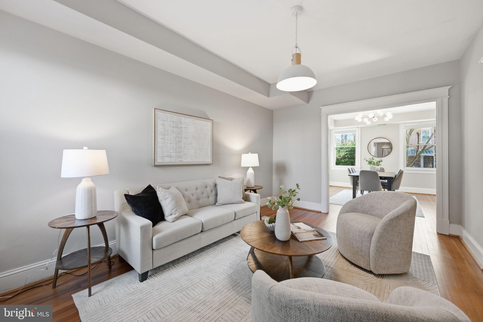 443 Kenyon Street Northwest Washington, DC 20010 - Photo 3 of 27