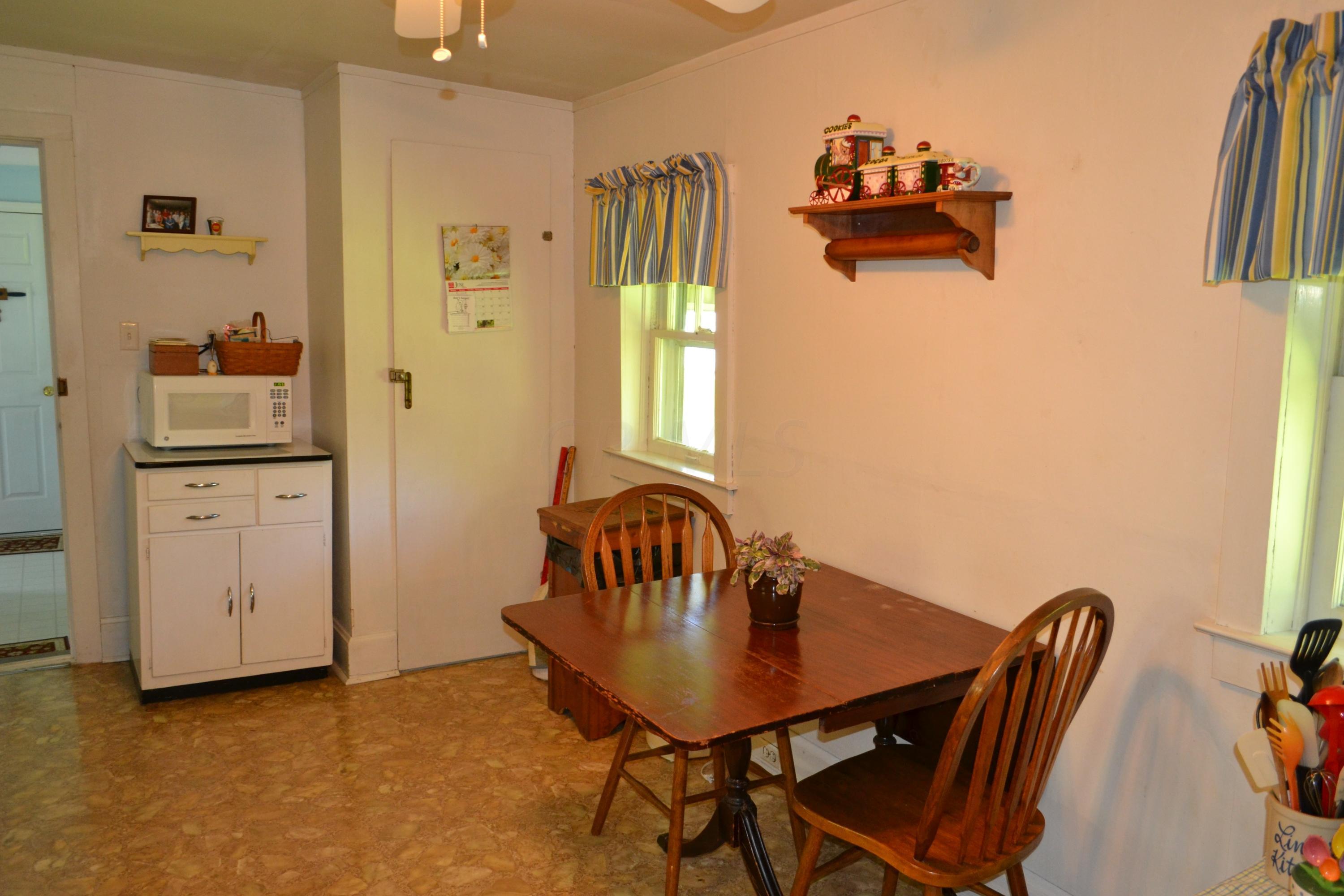 9515 Dozer Road Southwest Stoutsville, OH 43154 - Photo 6 of 19