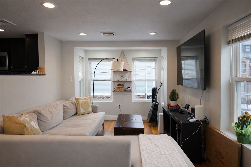 7 Jaques Street Somerville, MA 02145 - Photo 10 of 18