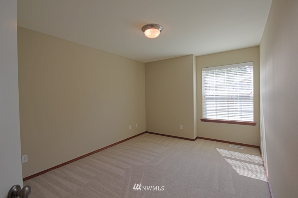 23719 17th Avenue West Bothell, WA 98021 - Photo 17 of 21