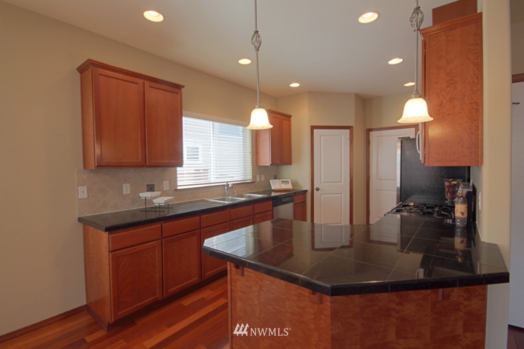 23719 17th Avenue West Bothell, WA 98021 - Photo 6 of 21