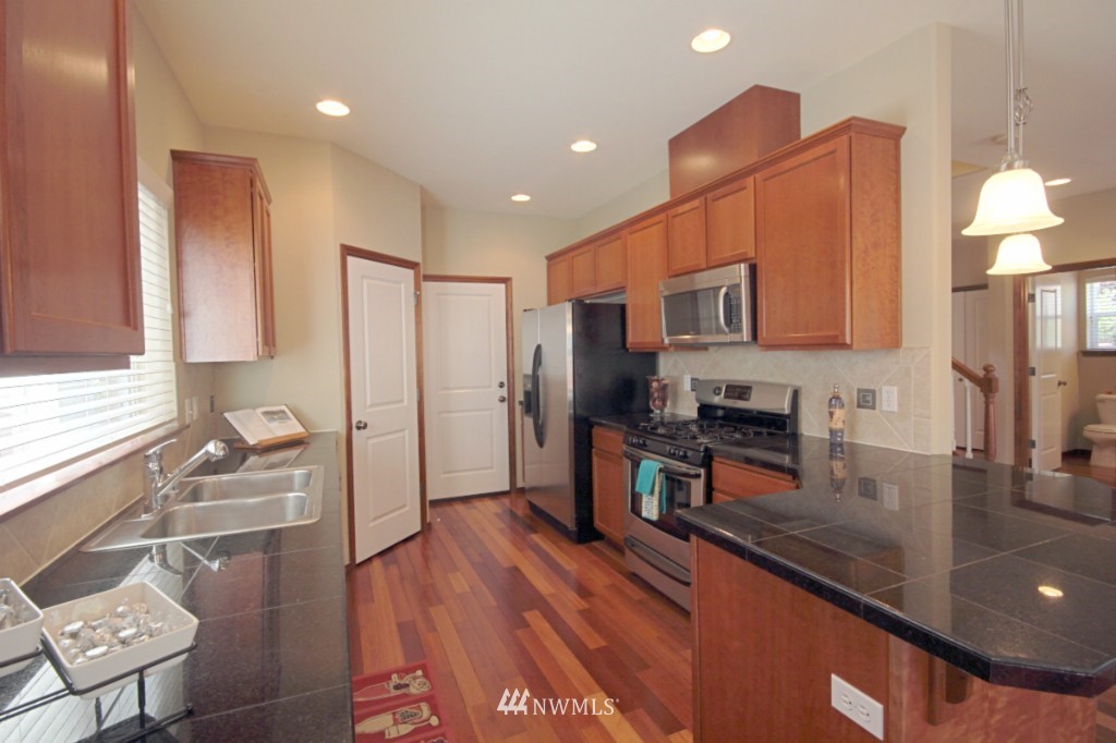 23719 17th Avenue West Bothell, WA 98021 - Photo 7 of 21