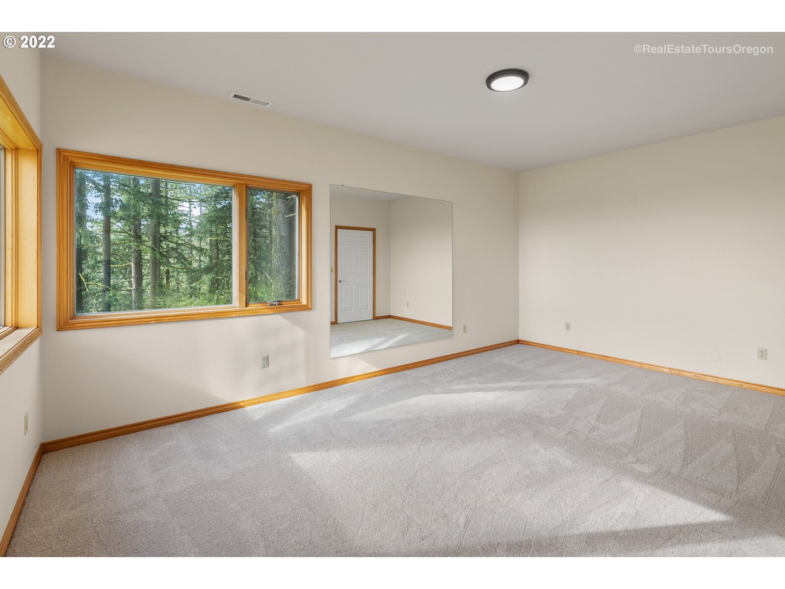 18494 Southwest Parrett Mountain Road Sherwood, OR 97140 - Photo 24 of 32 Bedroom